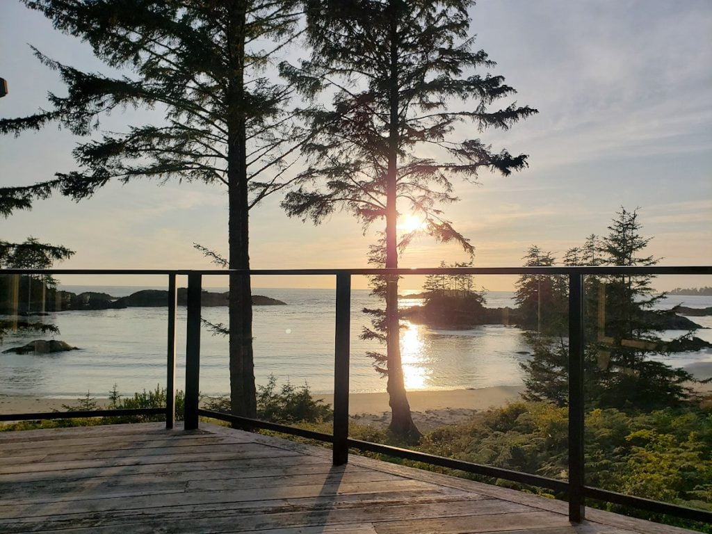 Ucluelet bc wya point resort dekrail railings